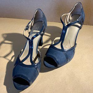 Naturalizer Heels w/ Peep-Toe ,T strap 3.50" heel